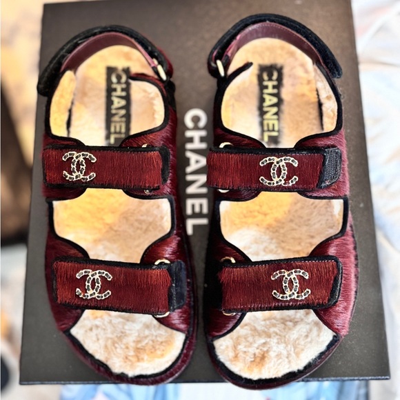 CHANEL Dad Ponyhair Sandals, Size 36 - Picture 5 of 15